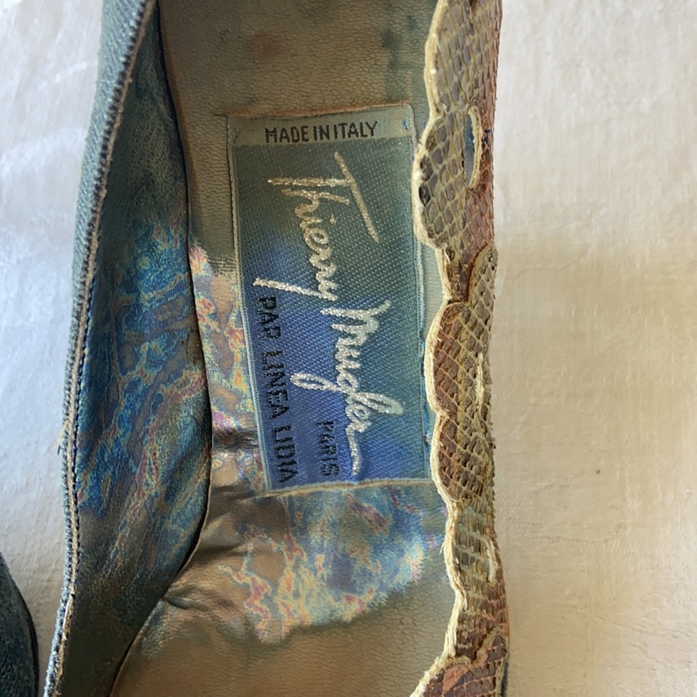 **SOLD Thierry Mugler Paris vintage denim/leather heels - Picture 3 of 6